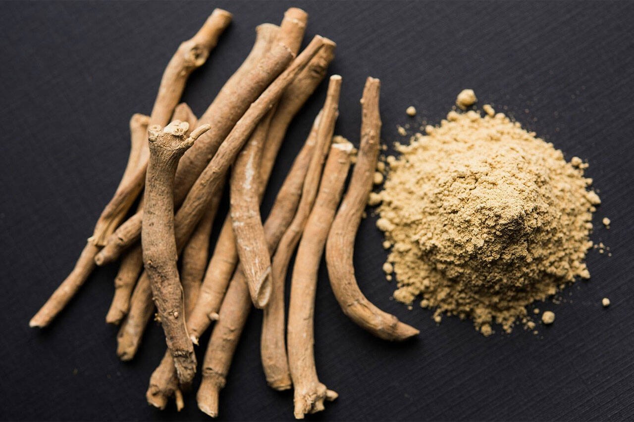 Ashwagandha Nutrition, Benefits, Dosage, and Side effects